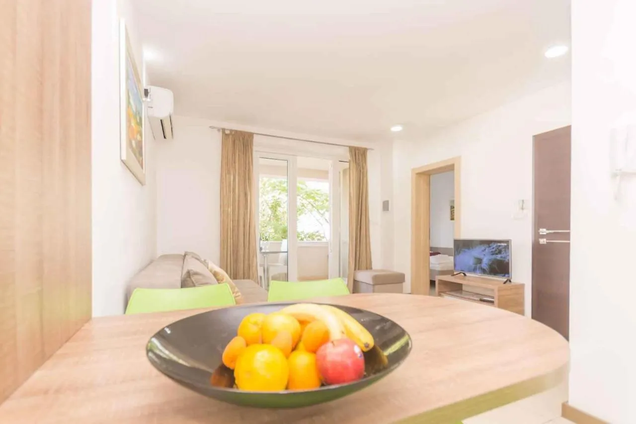 Apartments In Njivice/Insel Krk 13314